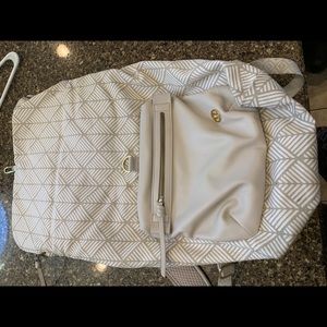 Lulu lemon white/tan back pack